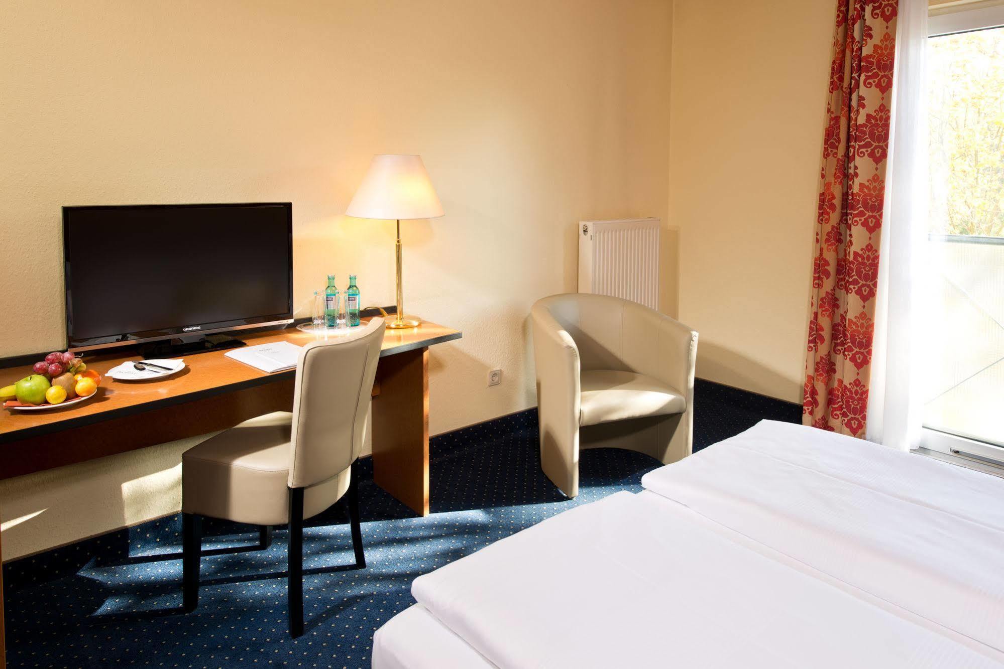 Achat Hotel ツウィッカウ エクステリア 写真