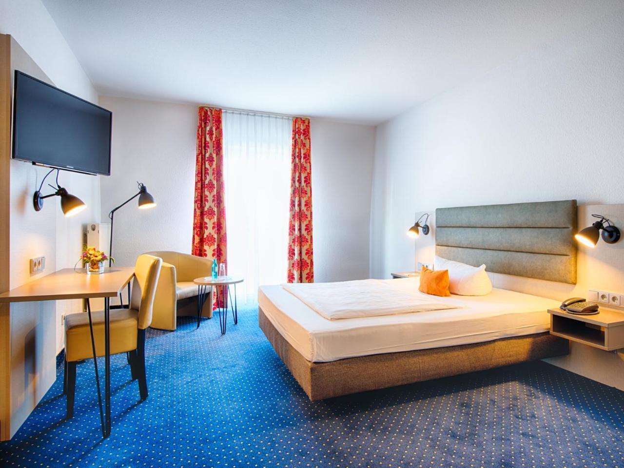 Achat Hotel ツウィッカウ エクステリア 写真